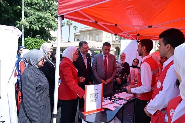 جامعة القاهرة تطلق النسخة الثالثة من حملة «الأسبوع الأحمر RED WEEK»